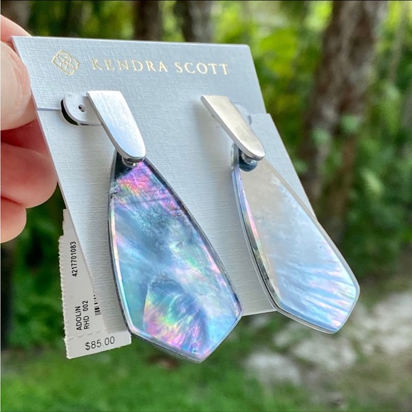 Kendra Scott Jewelry - Kendra Scott Adolin Black Mother of Pearl Earrings
